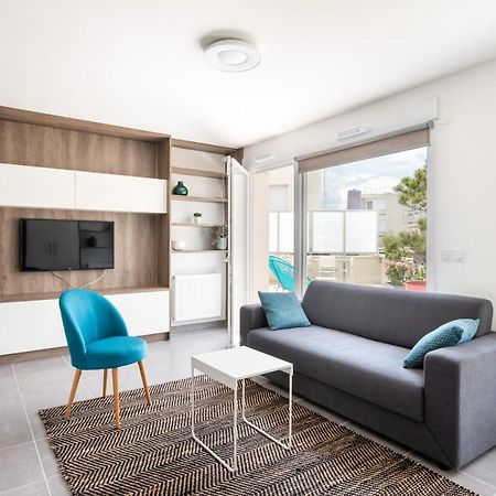Appartement De Standing Avec Grande Terrasse Villeurbanne Luaran gambar